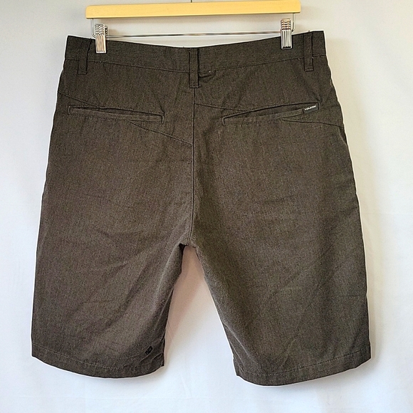 Volcom Corpo Class Flat Front Shorts Charcoal Gray Size 34 - Picture 4 of 16